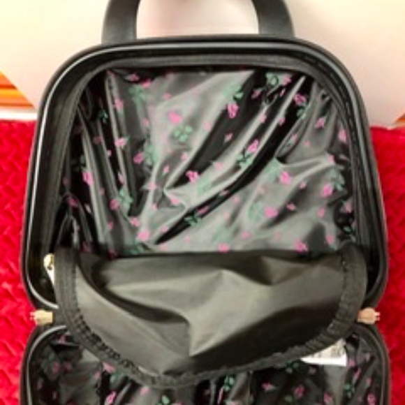 Betsey Johnson Travel Bag, S, NWT - Picture 7 of 8